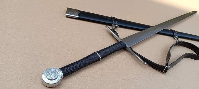 マンガン鋼西洋剣 古兵器 武具　刀装具　日本刀　模造刀 居合刀