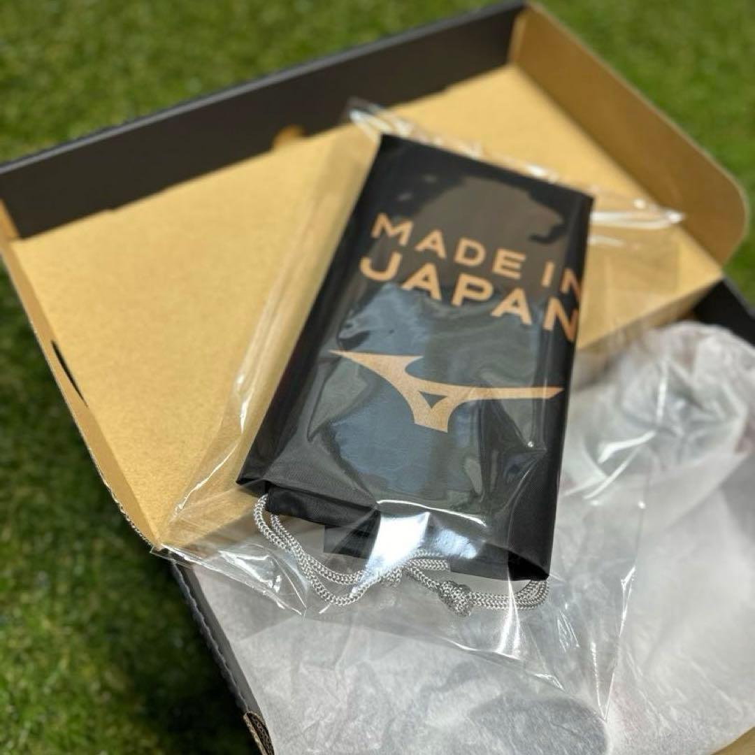 ミズノ　モレリア2ジャパン 26.0㌢　ペイントカスタムモデル