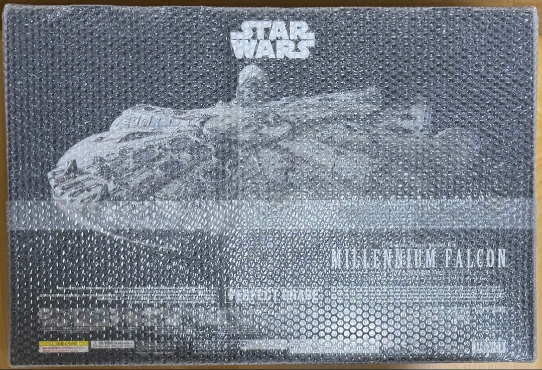 PG 1/72 STAR WARS ミレニアム・ファルコン スタンダードVer.
