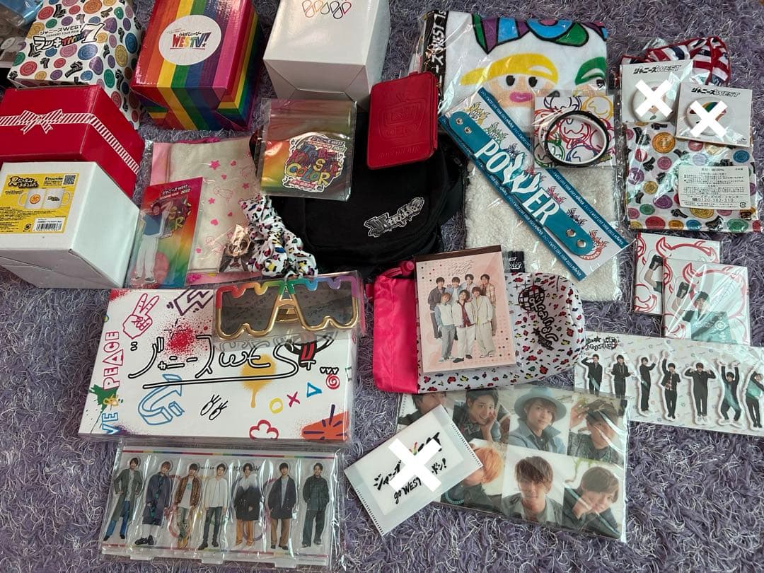 west. グッズ　まとめ売り