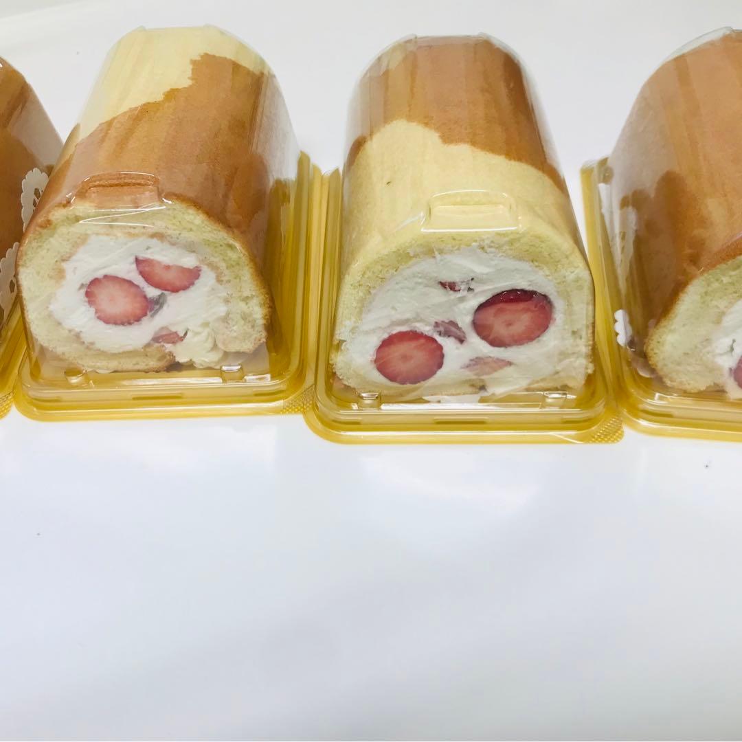 苺シフォンロールケーキ