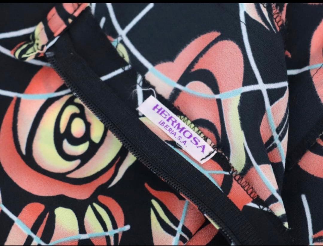 美品 フラメンコ衣装　バラ柄 ファルダHERMOSA IBERIA