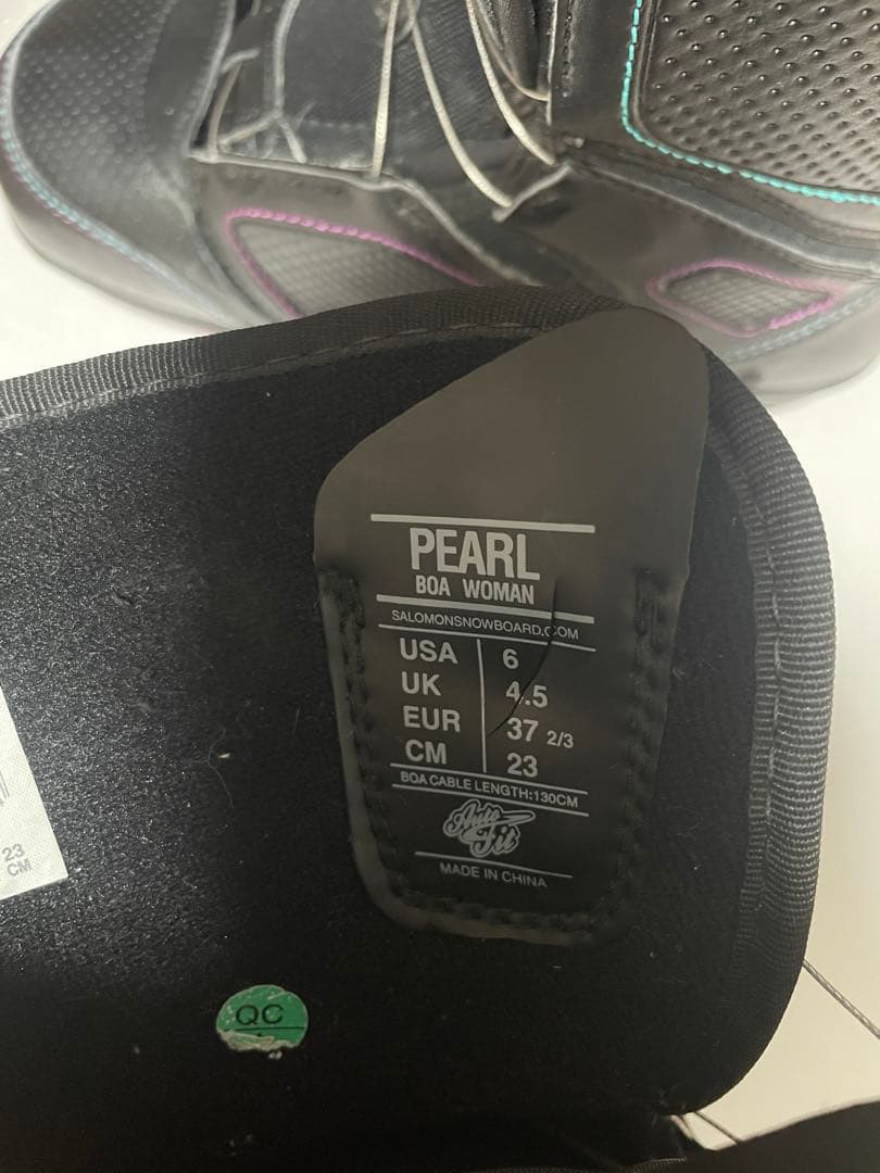 Salomon スノーボードブーツ 女性用 黒/ピンク 23