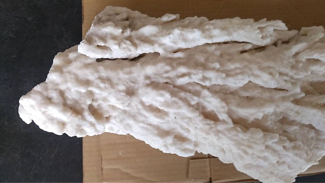 鍾乳石　天然石　天然記念　盆石　鉱物　化石　景石　結晶　古道具　オブジェ