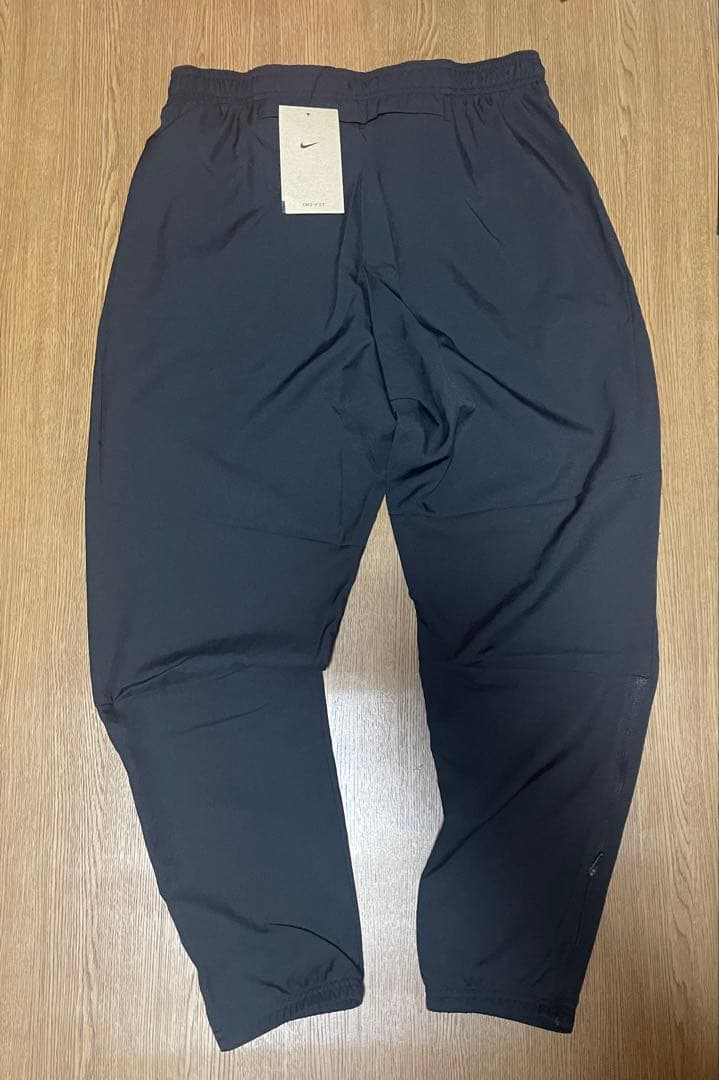 新品未使用 ナイキ ランニング メンズ ADV ランニングショートパンツ