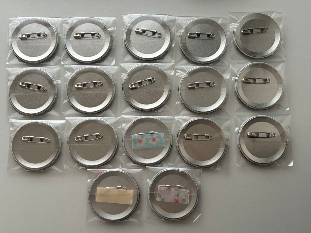 あんスタ　オルタード　缶バッジ　朔間零　逆先夏目　斎宮宗　日々樹渉　深海奏汰