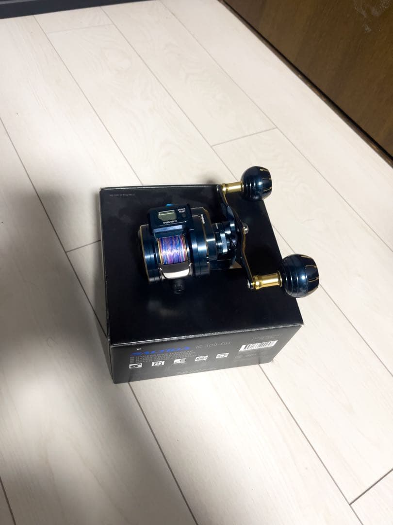 ワンさん専用ダイワ ベイトリール ソルティガIC 300-DH 美品　格安