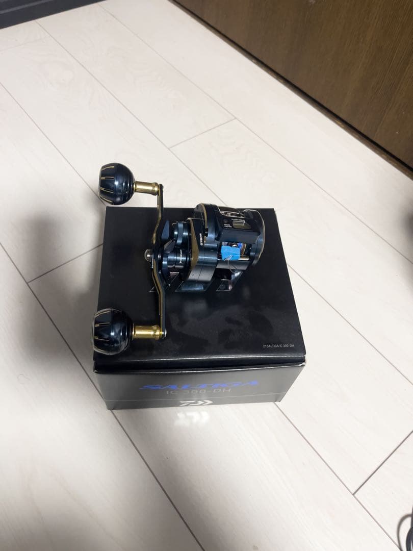 ワンさん専用ダイワ ベイトリール ソルティガIC 300-DH 美品　格安