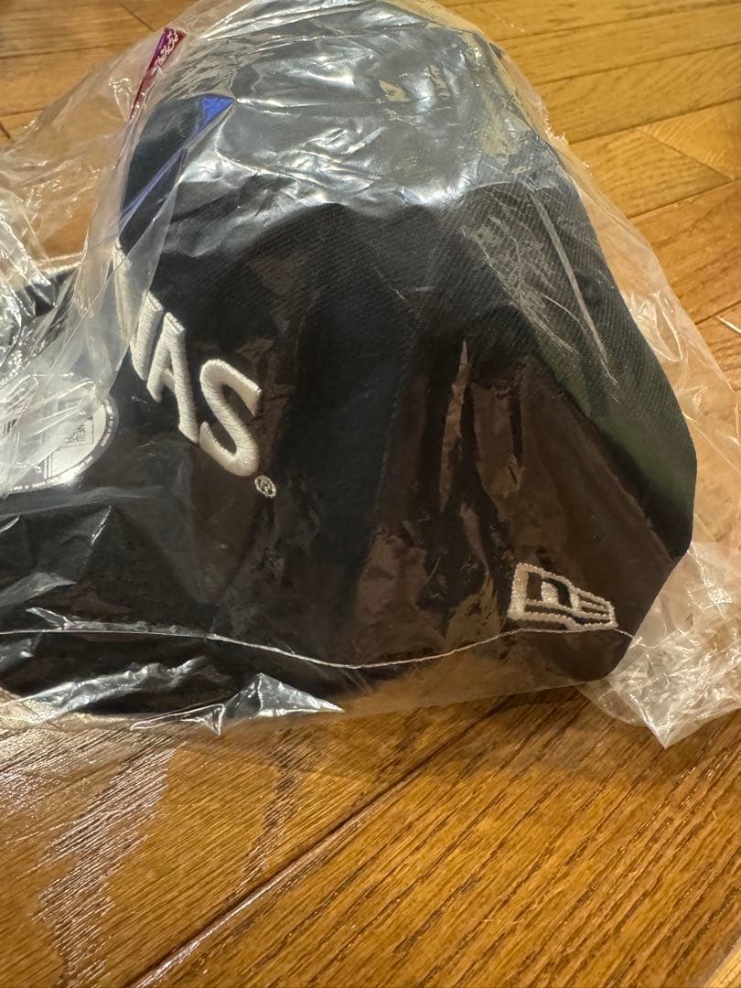 VARIVAS ニューエラ9FIFTY キャップ ブラック