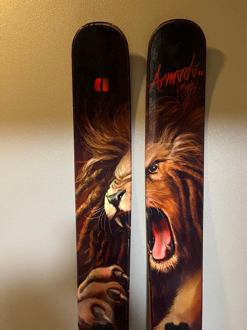 スキー　Armada magicJ 180cm