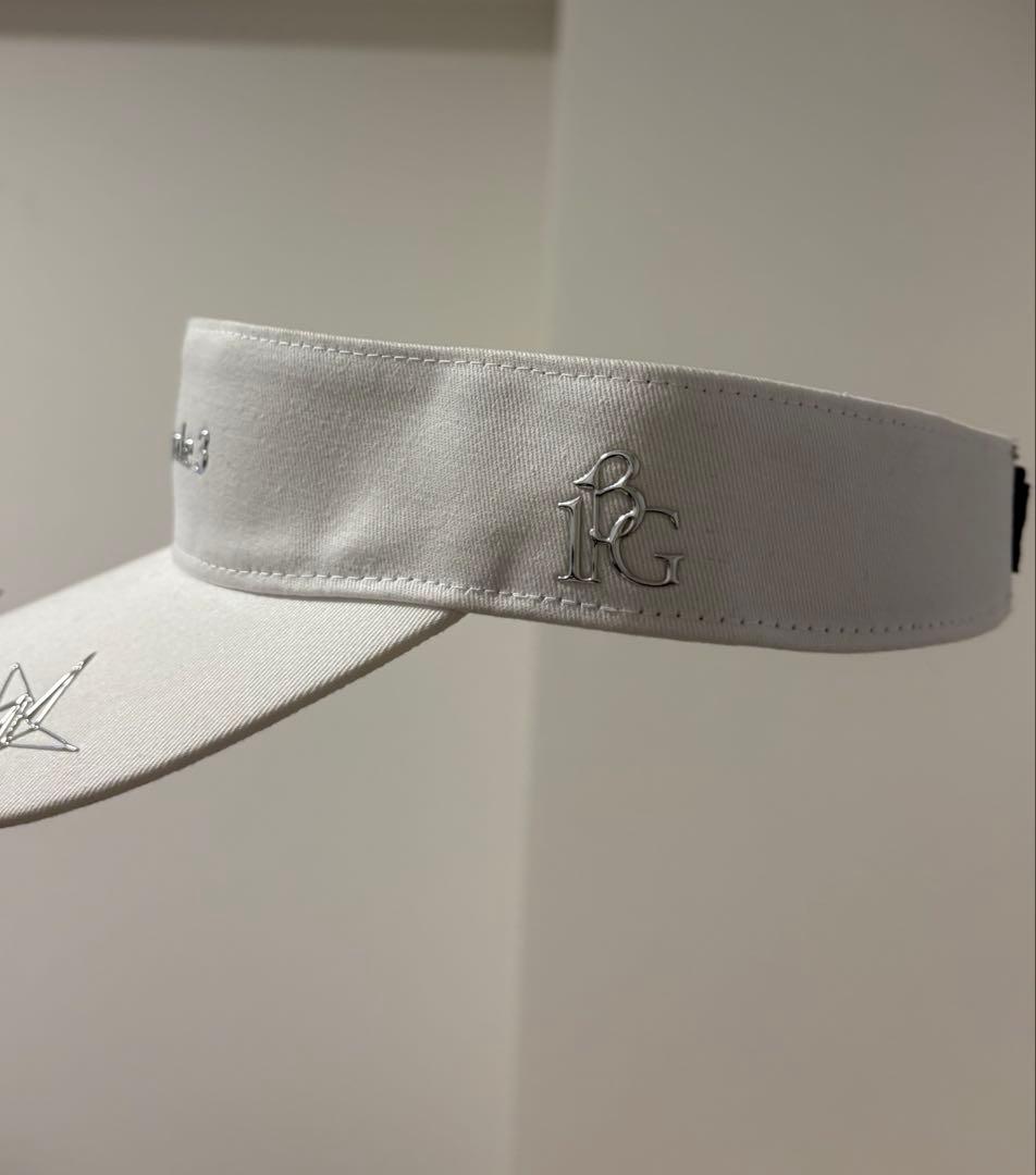 1PIU1UGUALE3 GOLF バイザー ホワイト