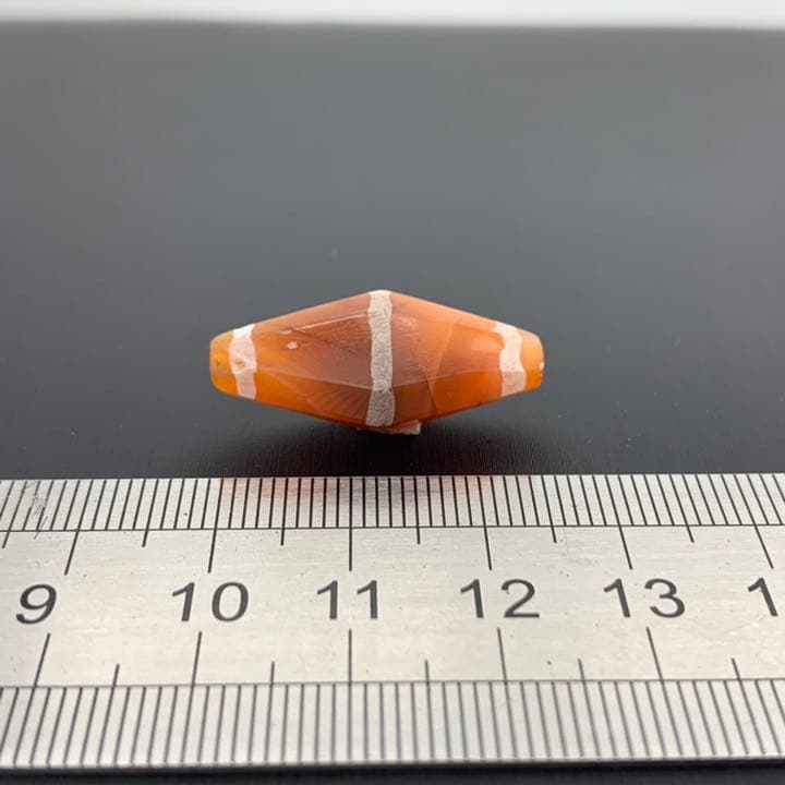 【アンティーク ビーズ】ピュー時代(1200年前)の瑪瑙ビーズ