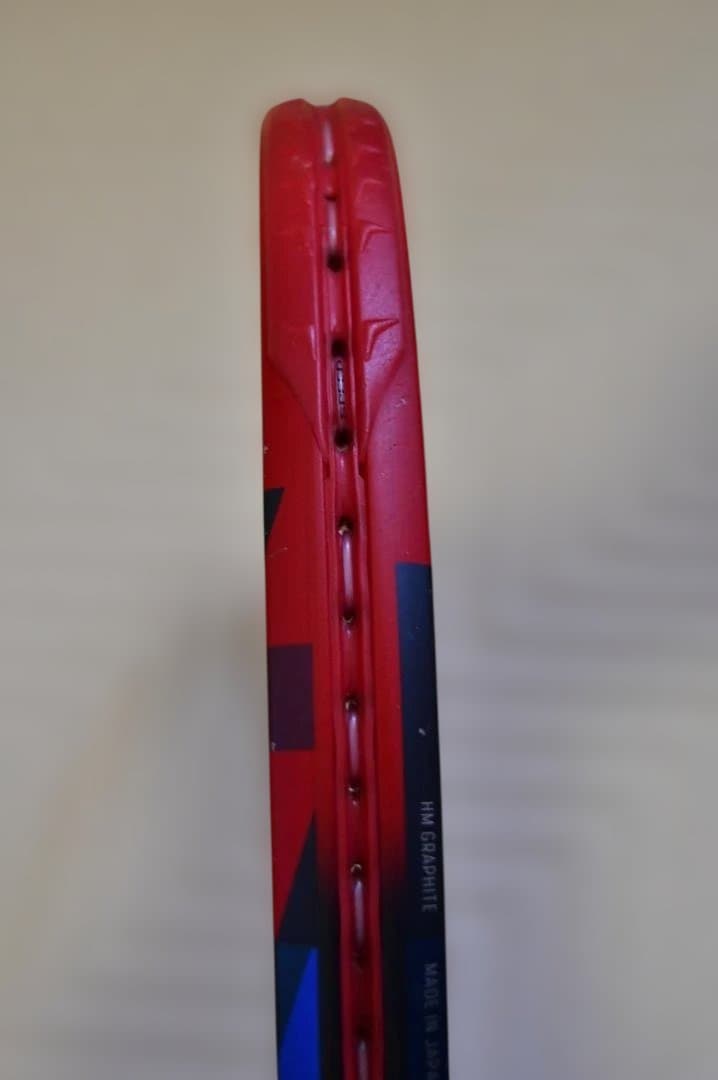 YONEXブイコア100 ′23 即使える！新品ガット ・新品グリップ ケース付