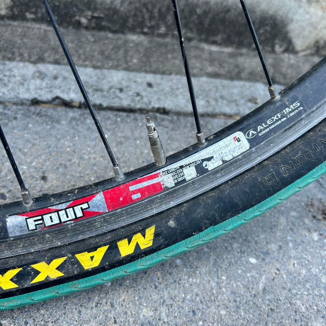 送料込み　GIANT 26インチ　MTBホイール