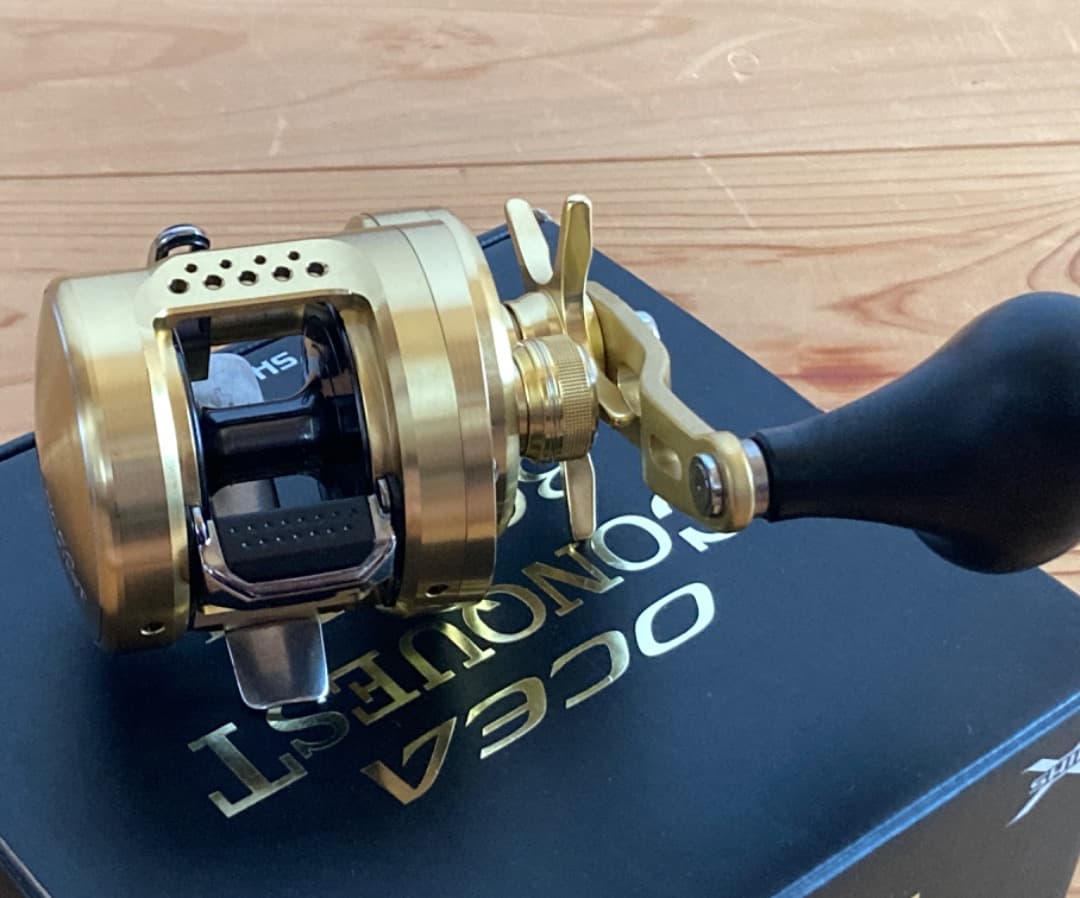 【美品】 シマノ 15オシアコンクエスト 300HG（右）