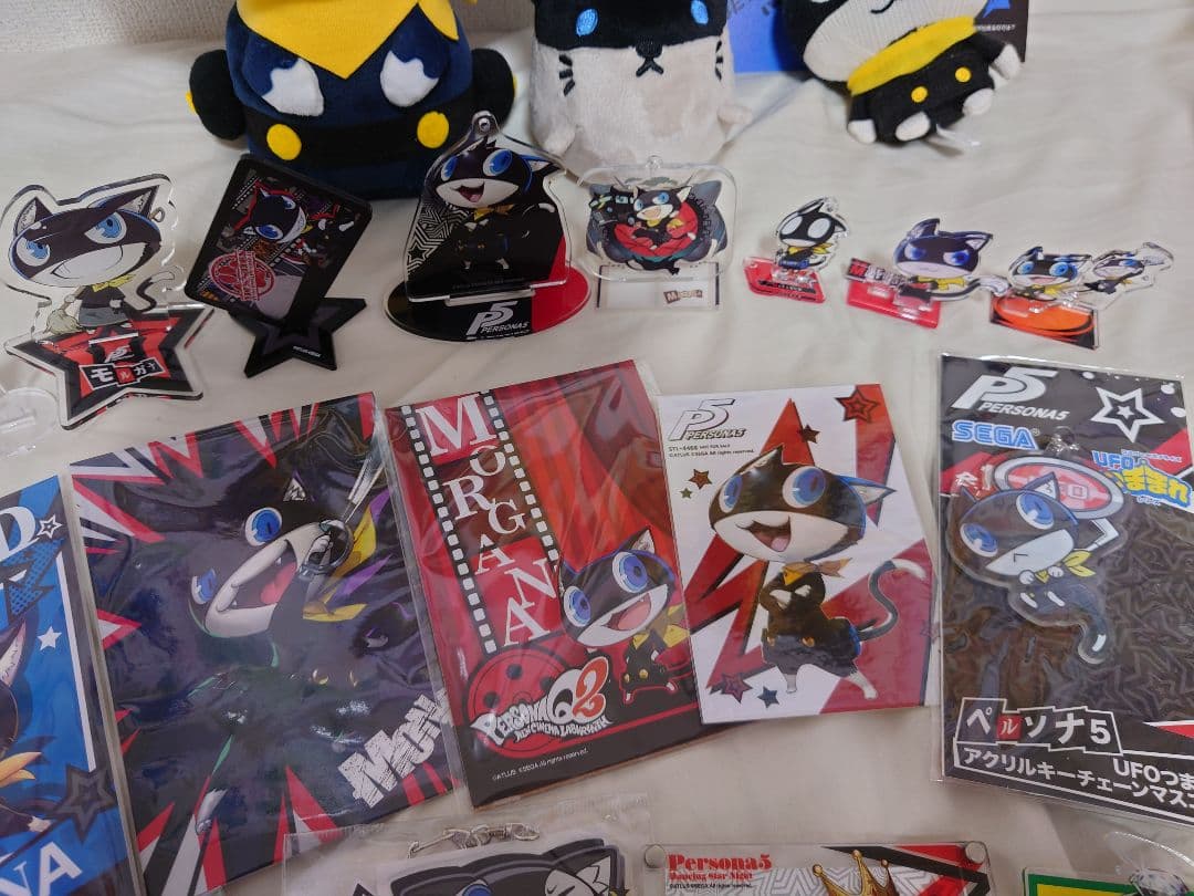 キ*ん様 ペルソナ5 モルガナ モナ ぬいぐるみ アクリルスタンド 缶バッジ ま