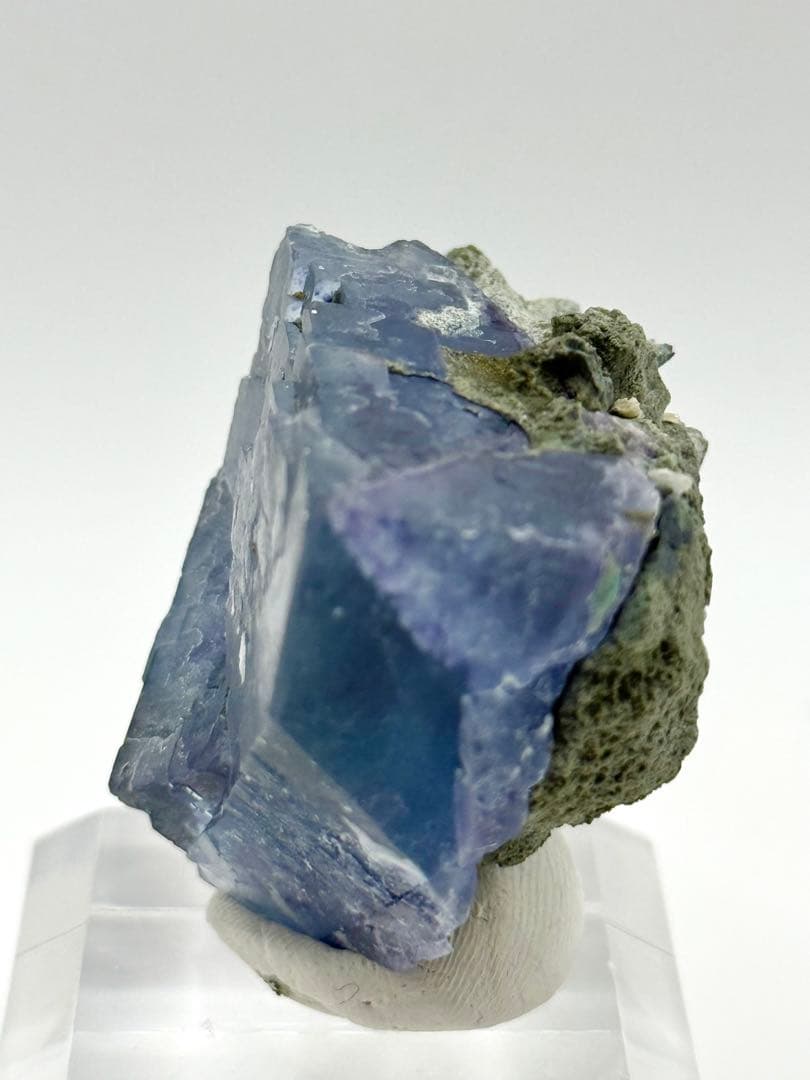 ボリューム感　ブルーフローライト　浙江省産　原石　蛍石　鉱物標本