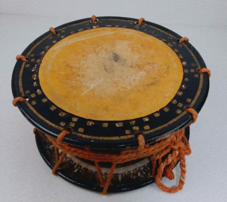 締め太鼓　直径35センチ厚み17センチ　和太鼓　お祭　黒漆塗り *AP11