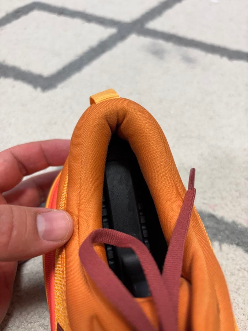 HOKA BONDI 8 ボンダイ（JPN日本28.0cm）オレンジ