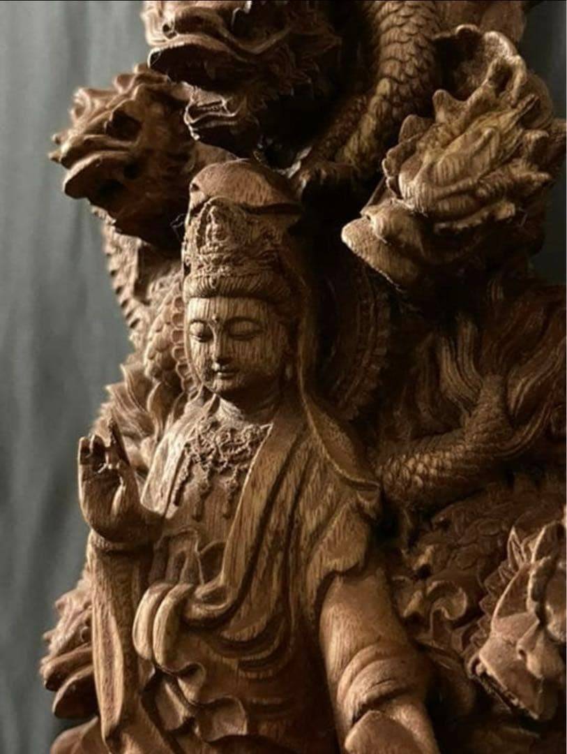 仏教工芸品　総楠製　井波彫刻　一刀彫　極上彫　木彫仏像　九龍観音菩薩立像