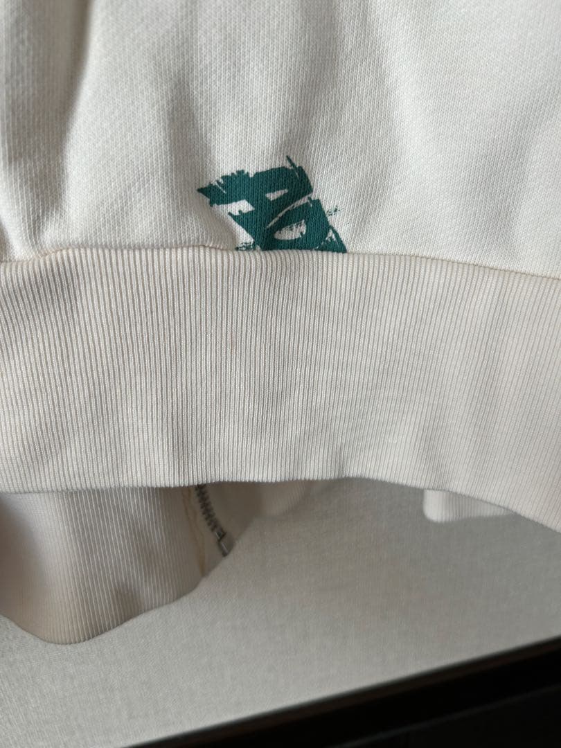 BE:FIRST パーカーLサイズ★