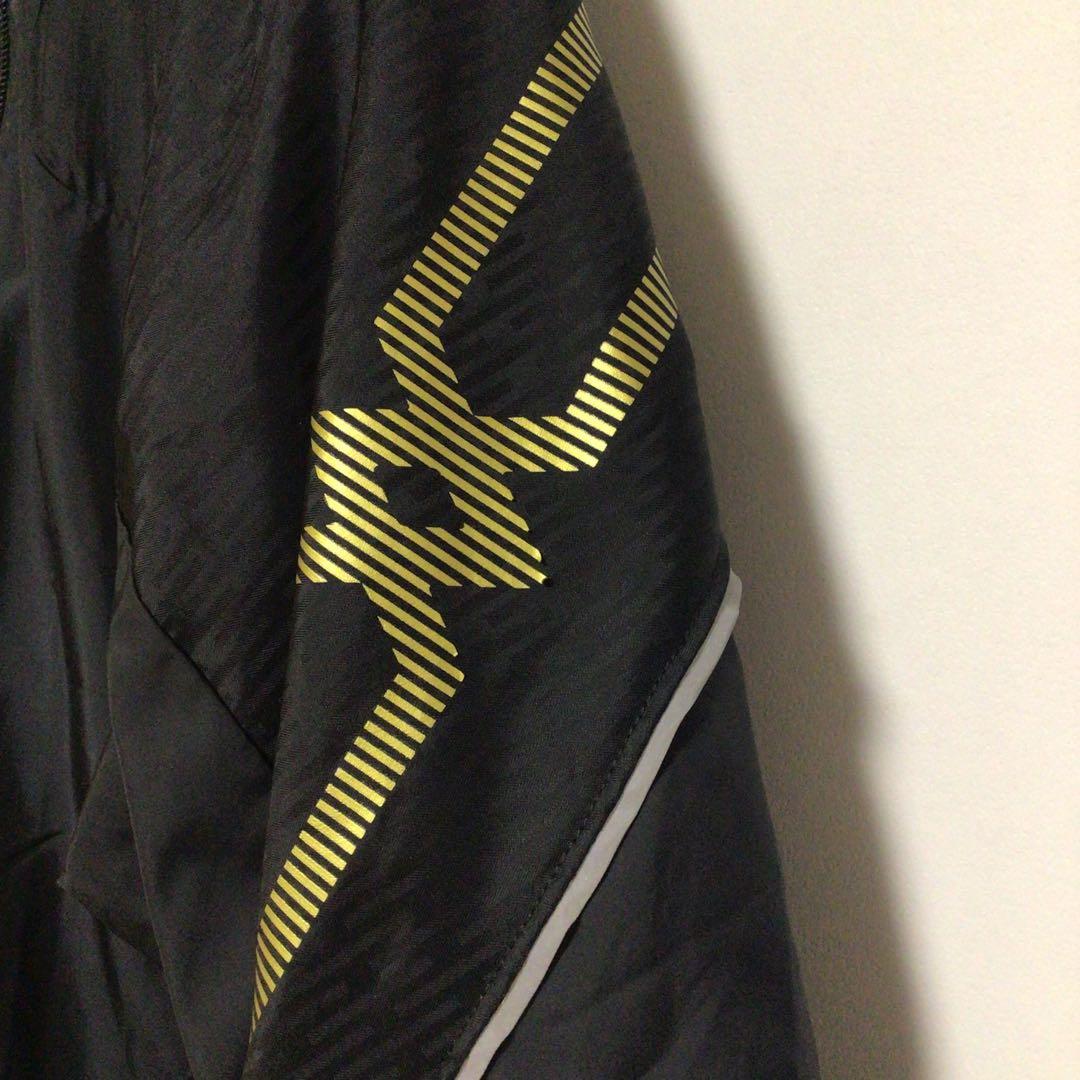 ミズノ ブレスサーモ ウインドブレーカー 上下セット 黒金 S メンズ