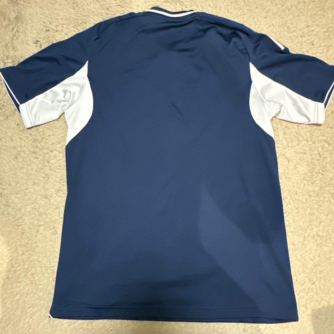 adidas ネイビー 半袖シャツとショートパンツ セット 90