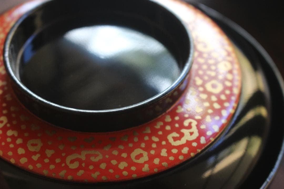 塗キズ有！優美な塗分けに極上木芙蓉蒔絵の映えるお椀2点（検輪島塗京塗雑煮椀