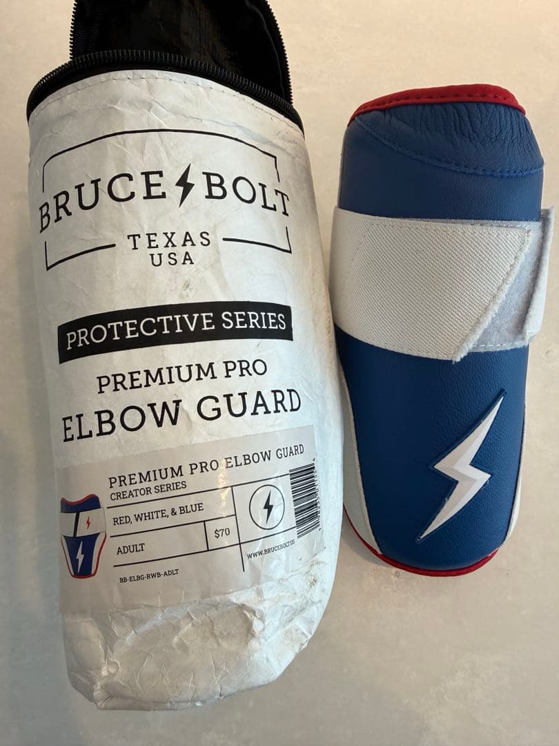新品　エルボーガード　野球　ブルースボルト