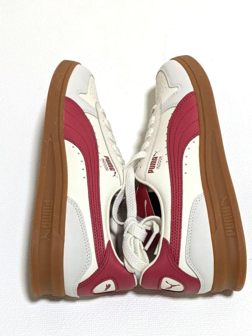 【 新品未使用 】 PUMAプーマ INDOOR OG27.5cm 外箱傷有