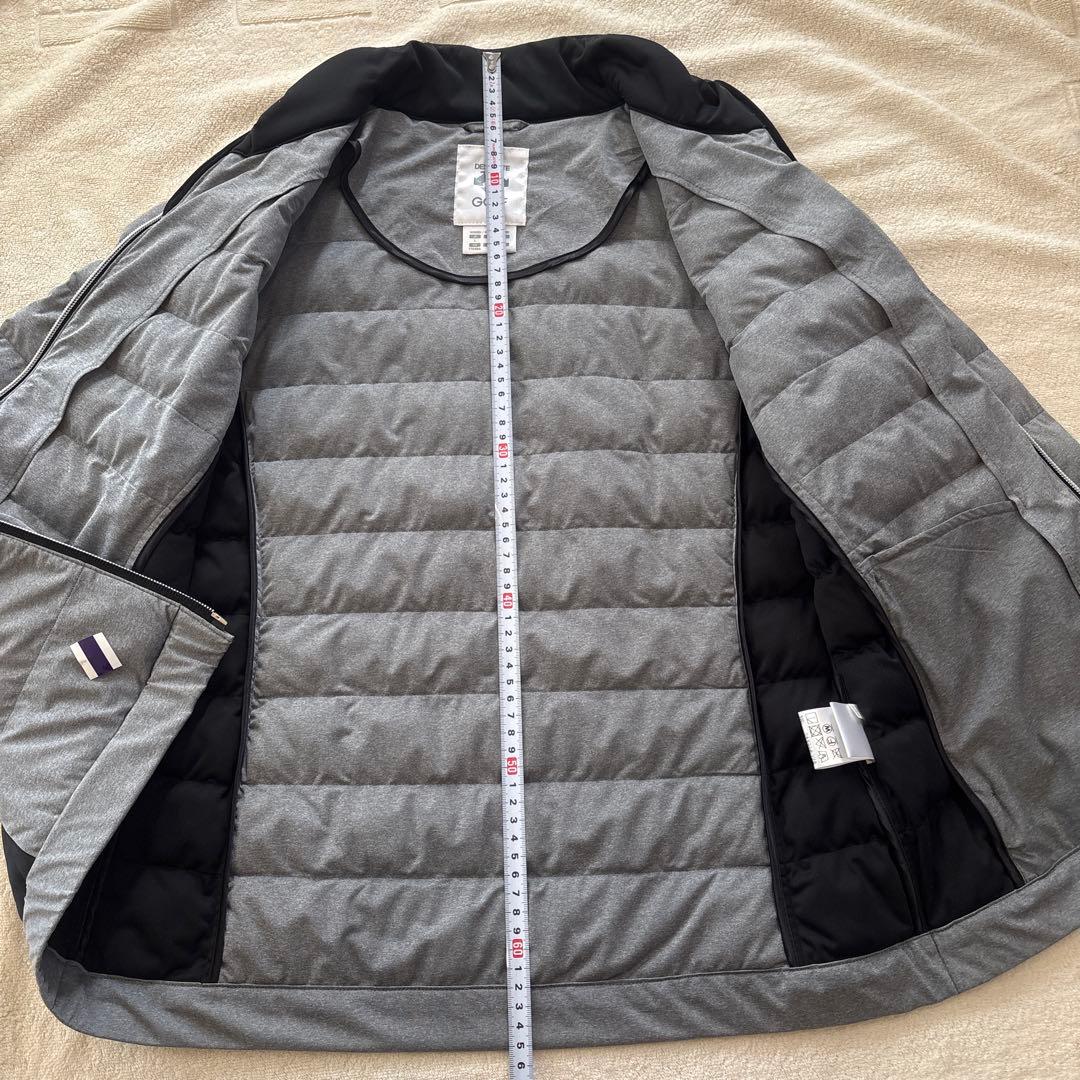 デサントゴルフ　薄ダウンジャケット