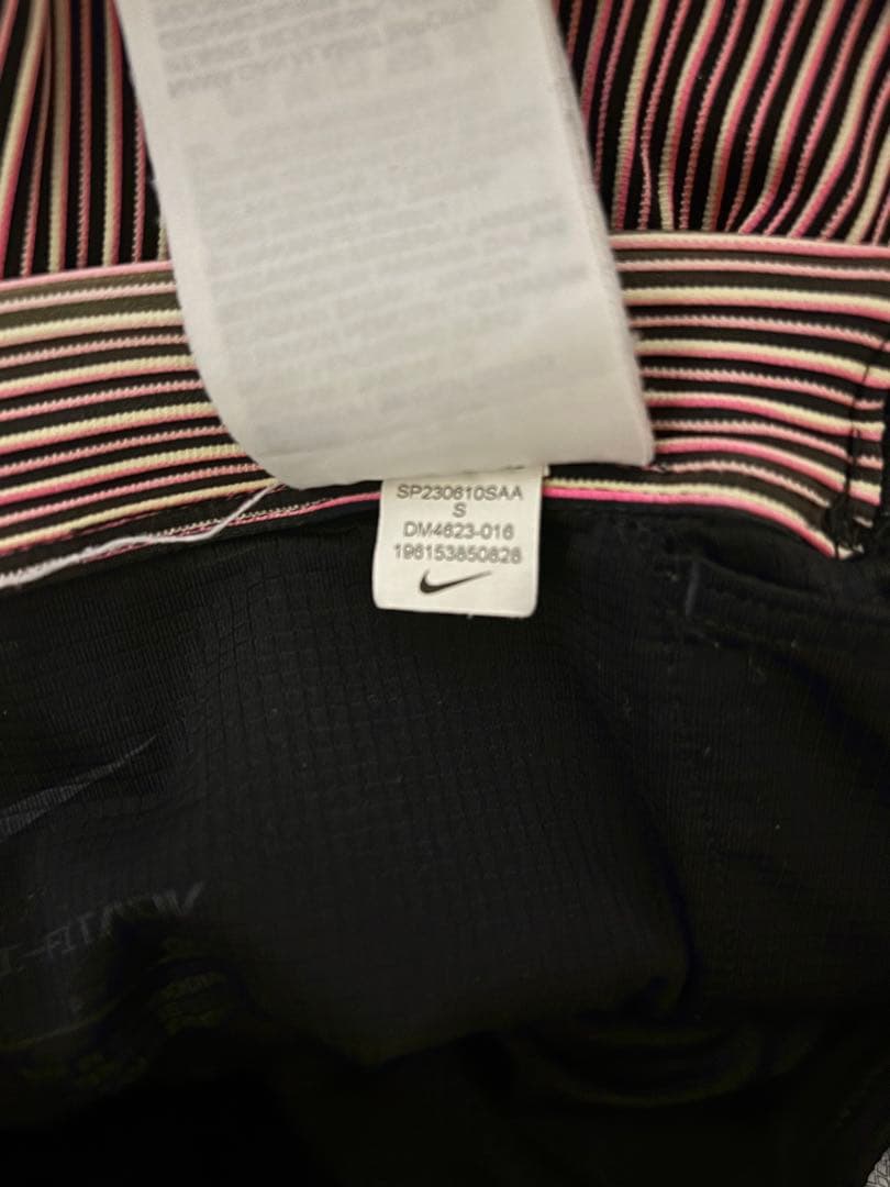 NIKEエアロスイフトハーフタイツ　S