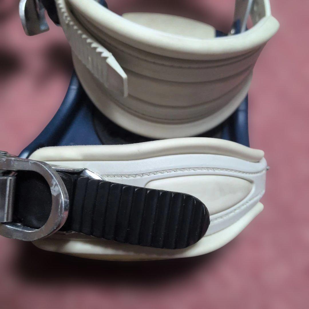 スノーボード ビンディング ホワイト/ブルー