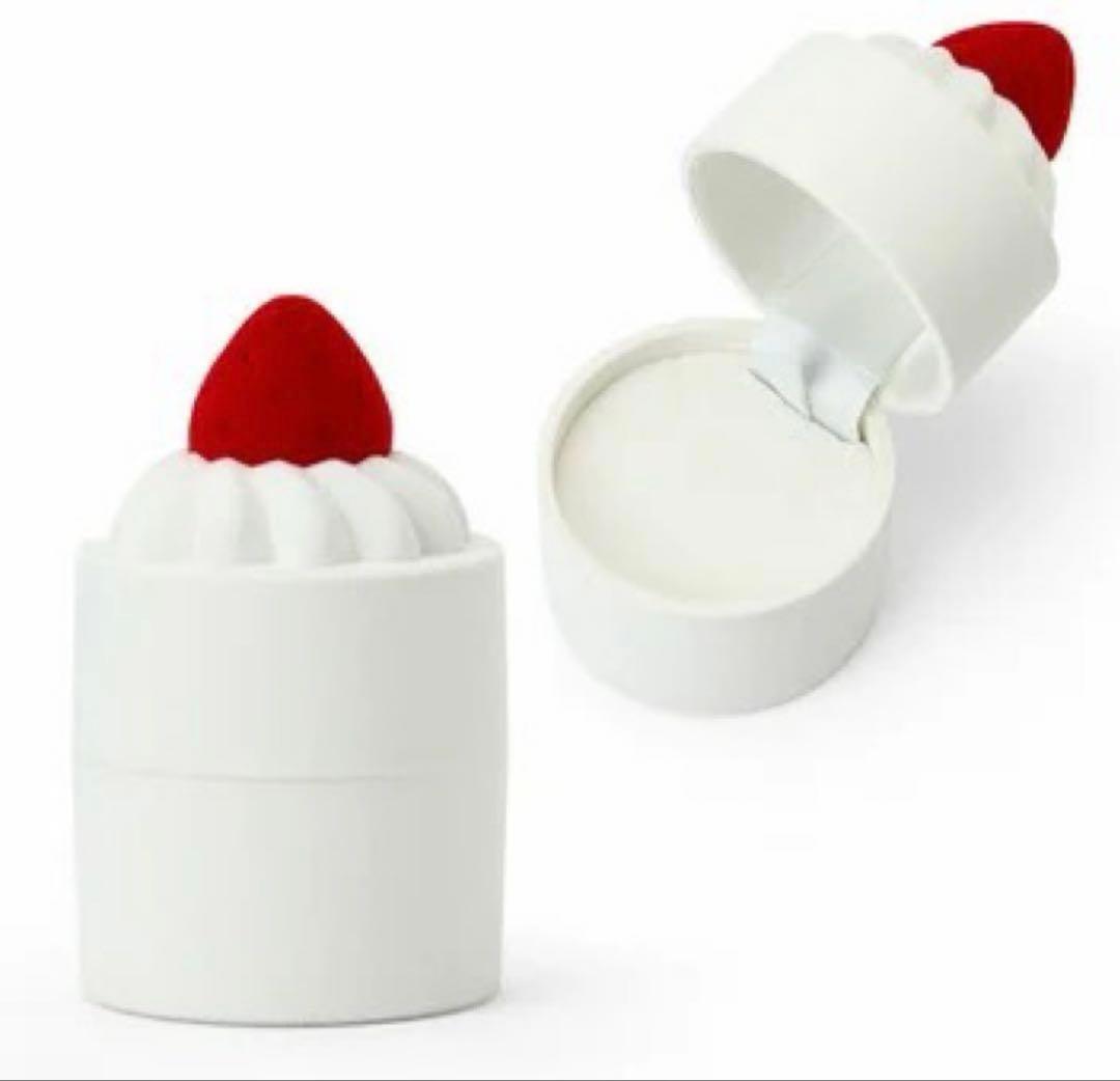 【新品】ショートケーキデザインシリーズ　キティ ぬいぐるみ　ネックレス