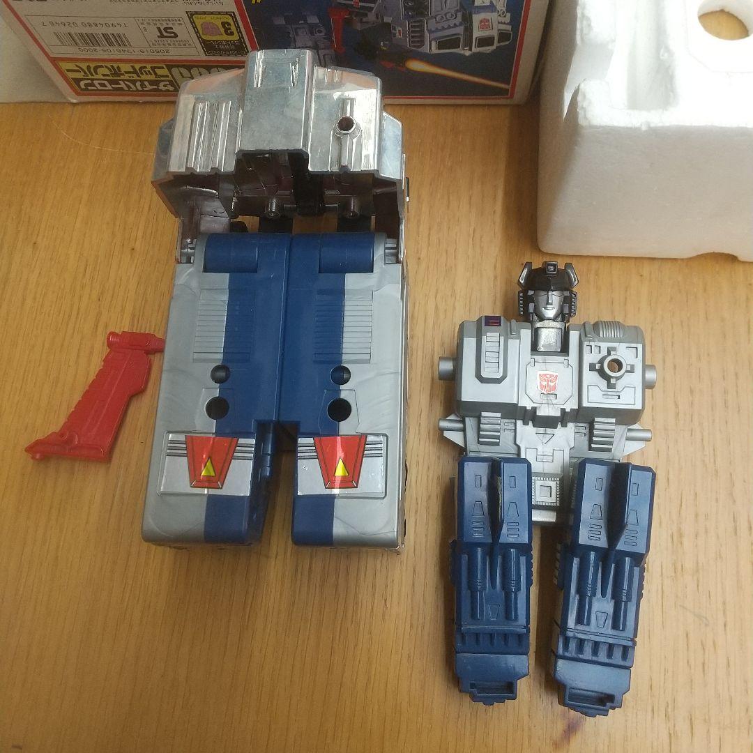 トランシスフォーマー サイバトロン