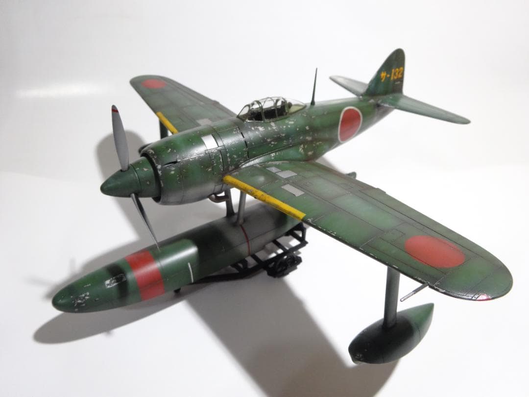 タミヤ1/48水上戦闘機「強風」完成品