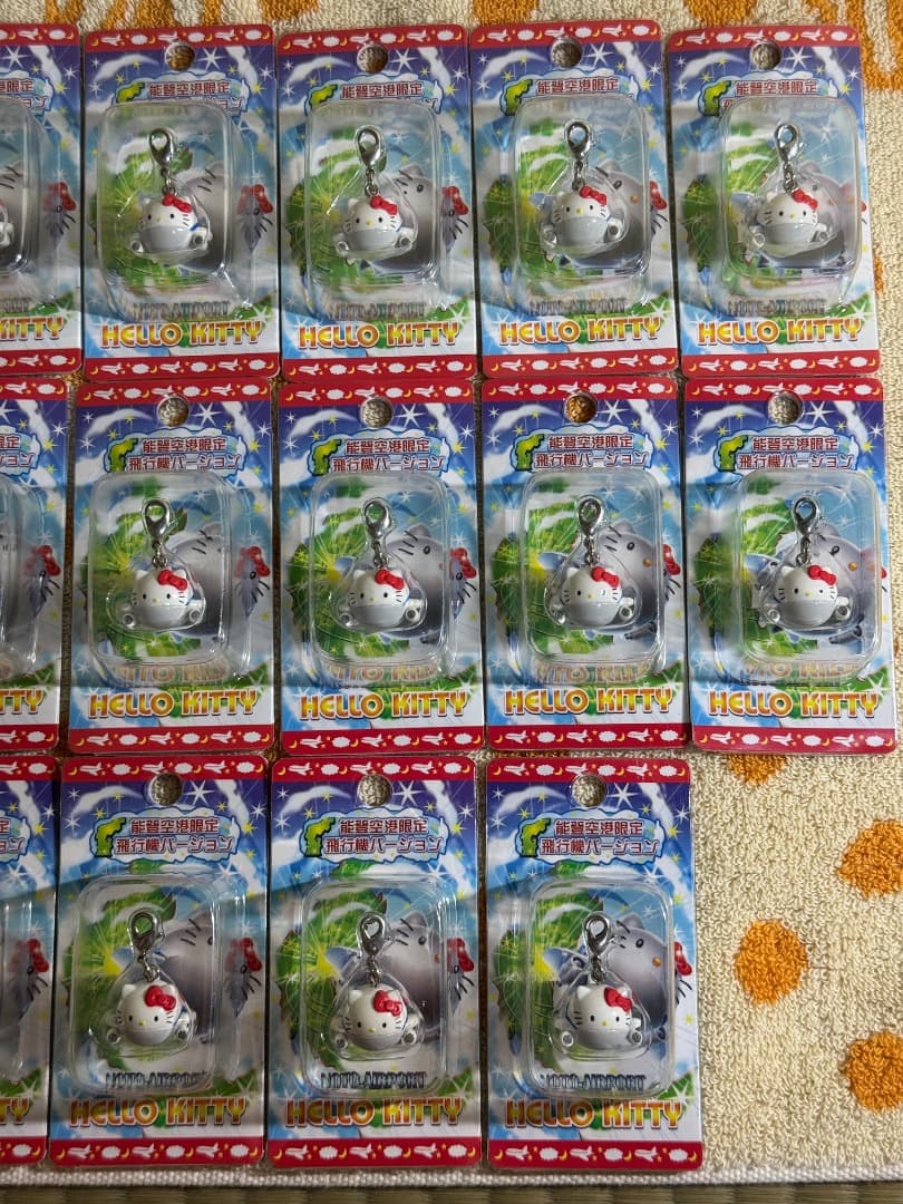 これでラスト！ハローキティ 14個セット ご当地キティ 2005