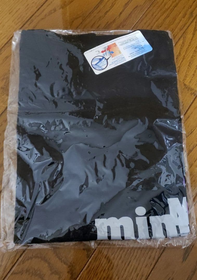 イ・ミンホ　MINOZ　直筆サイン入り　Tシャツ