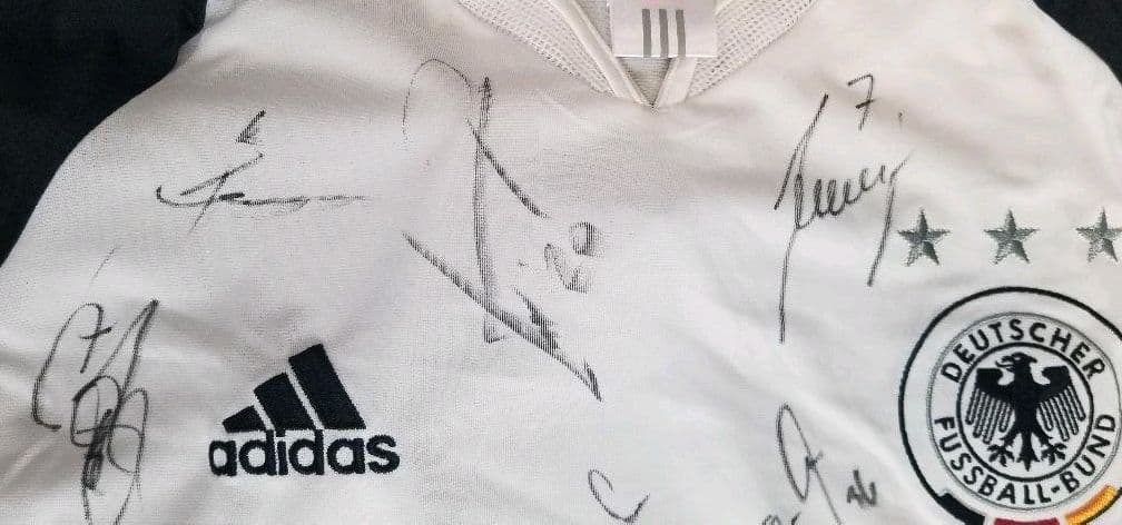 バラック　クローゼ　ポドルスキ　シュナイダー　クリンスマン　直筆サイン　ユニフ