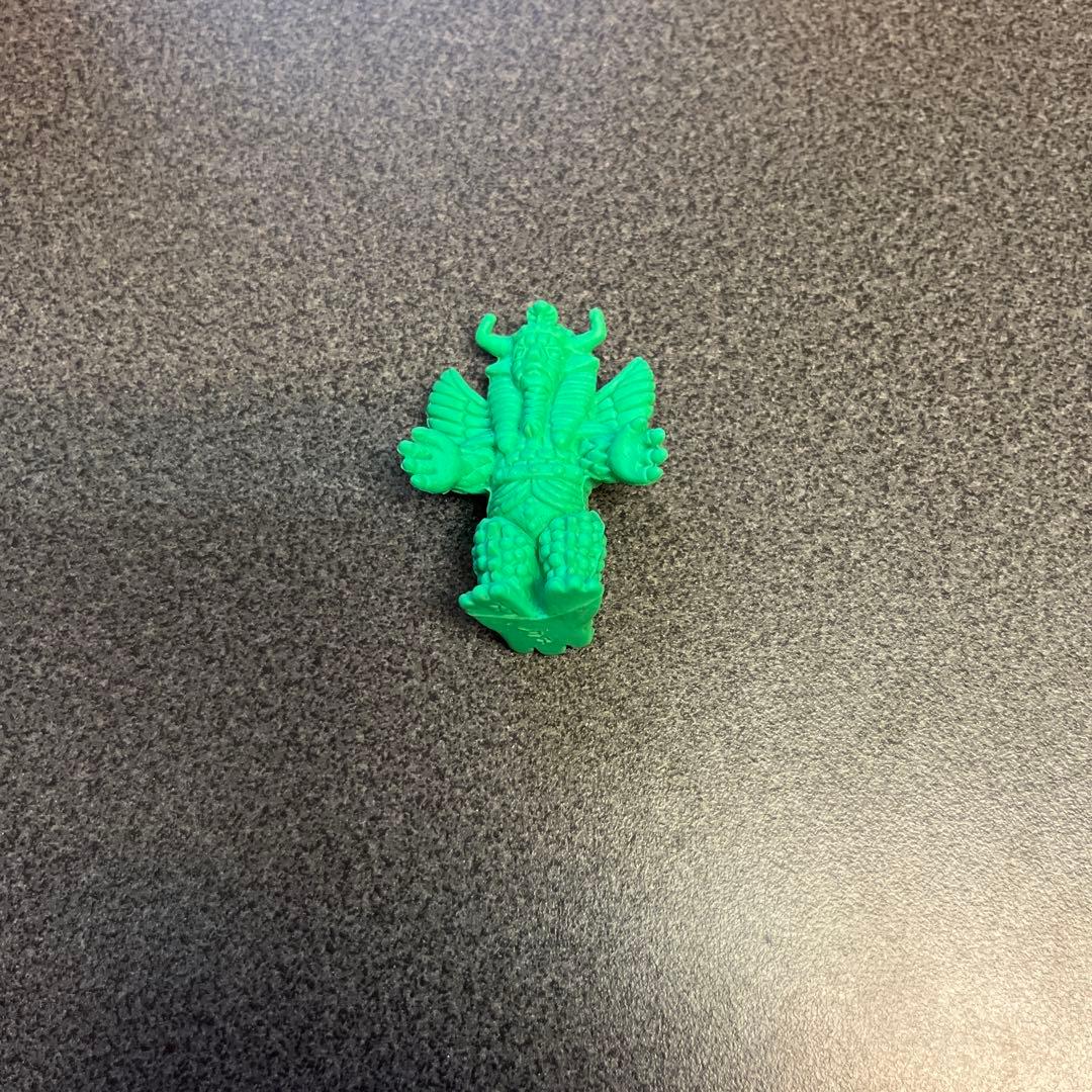 タ*ン様 ウルトラマン怪獣消しゴムポピー緑スフィンクス大