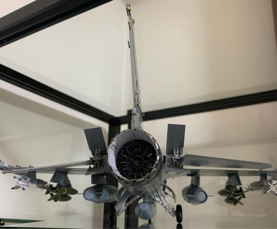 航空機・ヘリコプター F-16A PLUS/C 1/32