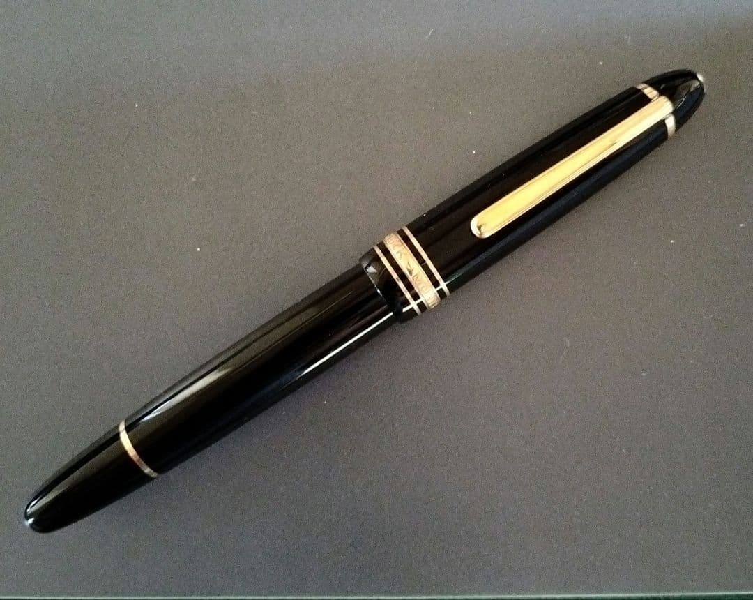 モンブラン　マイスターシュテュック　ル・グラン　ローラーボール　ゴールド