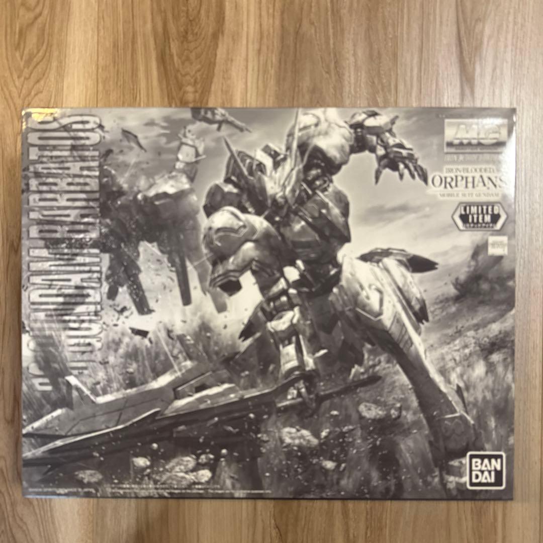 【*胞様 バンダイスピリッツ MG 1/100 ガンダムバルバトス チタニウムフ