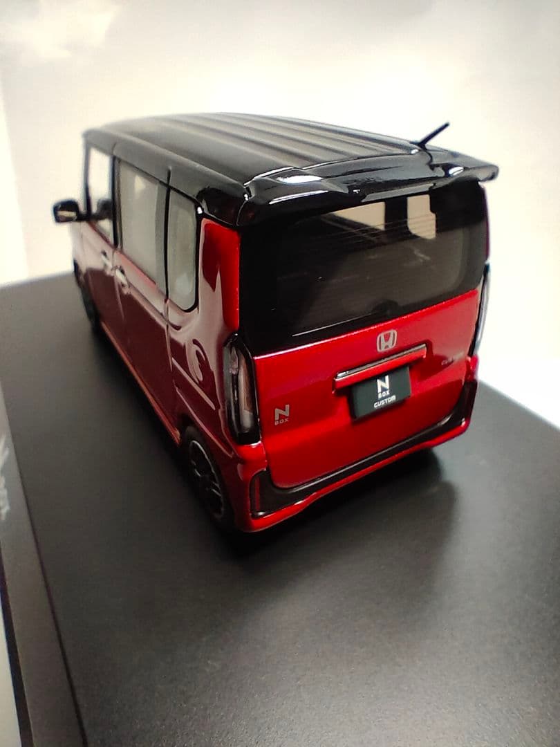 ⭕️新品貴重❗新型N-BOXCustomカラーサンプルミニカー1/43 (^^)