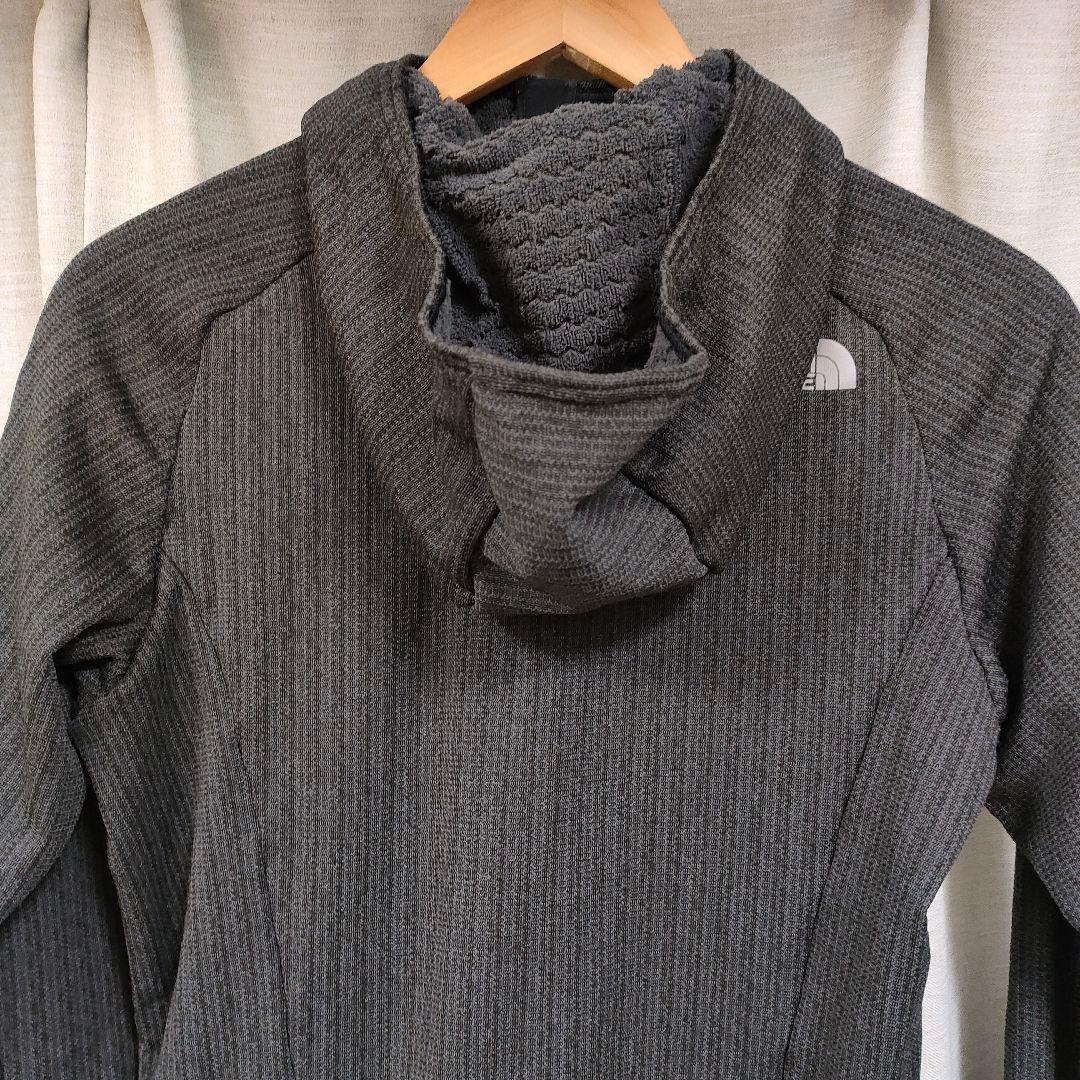 ノースフェイス フライウェイトバーサフーディ L グレー NL71972