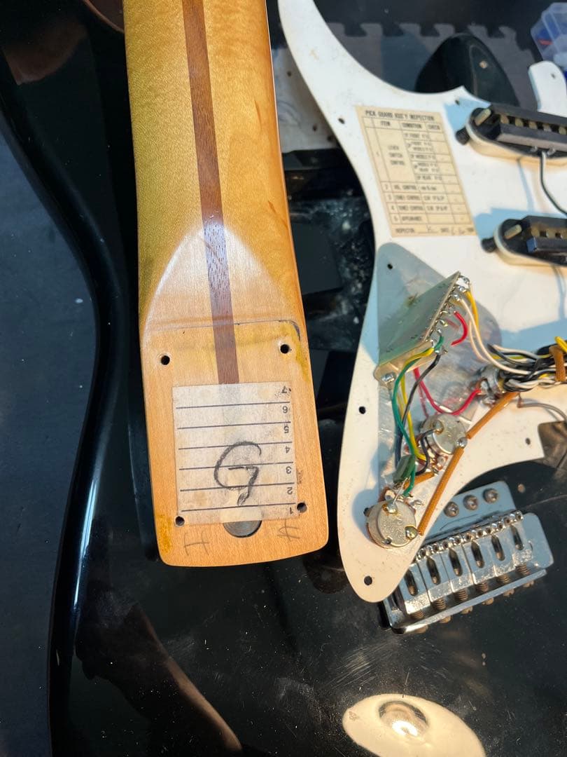 【最終値下】Fender Mexico Stratocaster ブラック