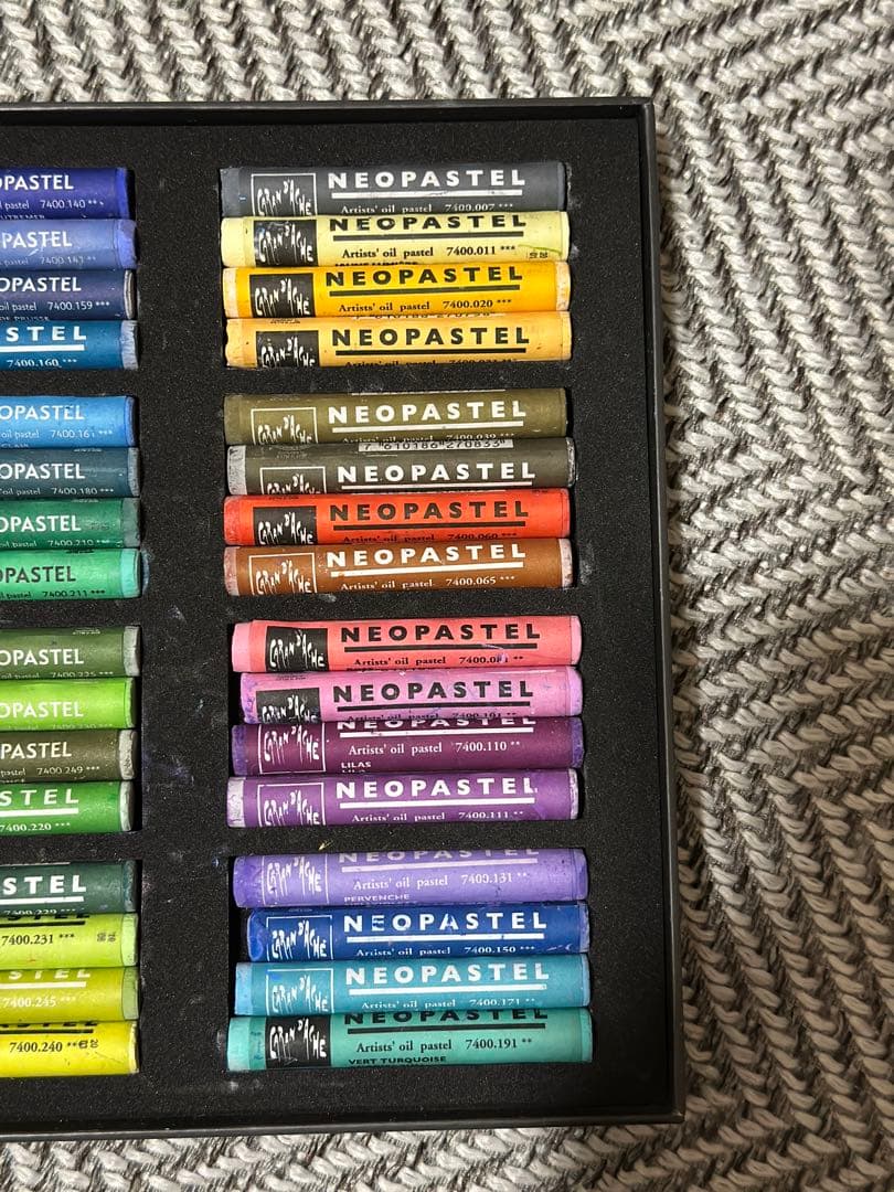 CARAN D'ACHE NEOPASTEL 48色+3色&仕上げ用保護剤