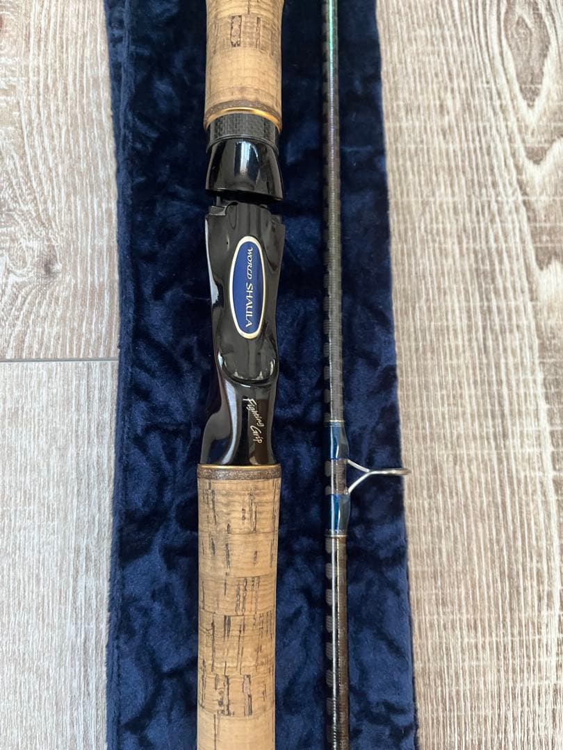 ワールドシャウラ　1704 ブルー　青シャウラ