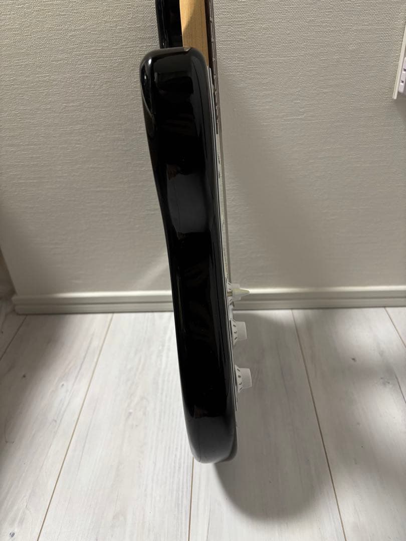 Squier レフティ Affinity ストラトキャスター サンバースト 左