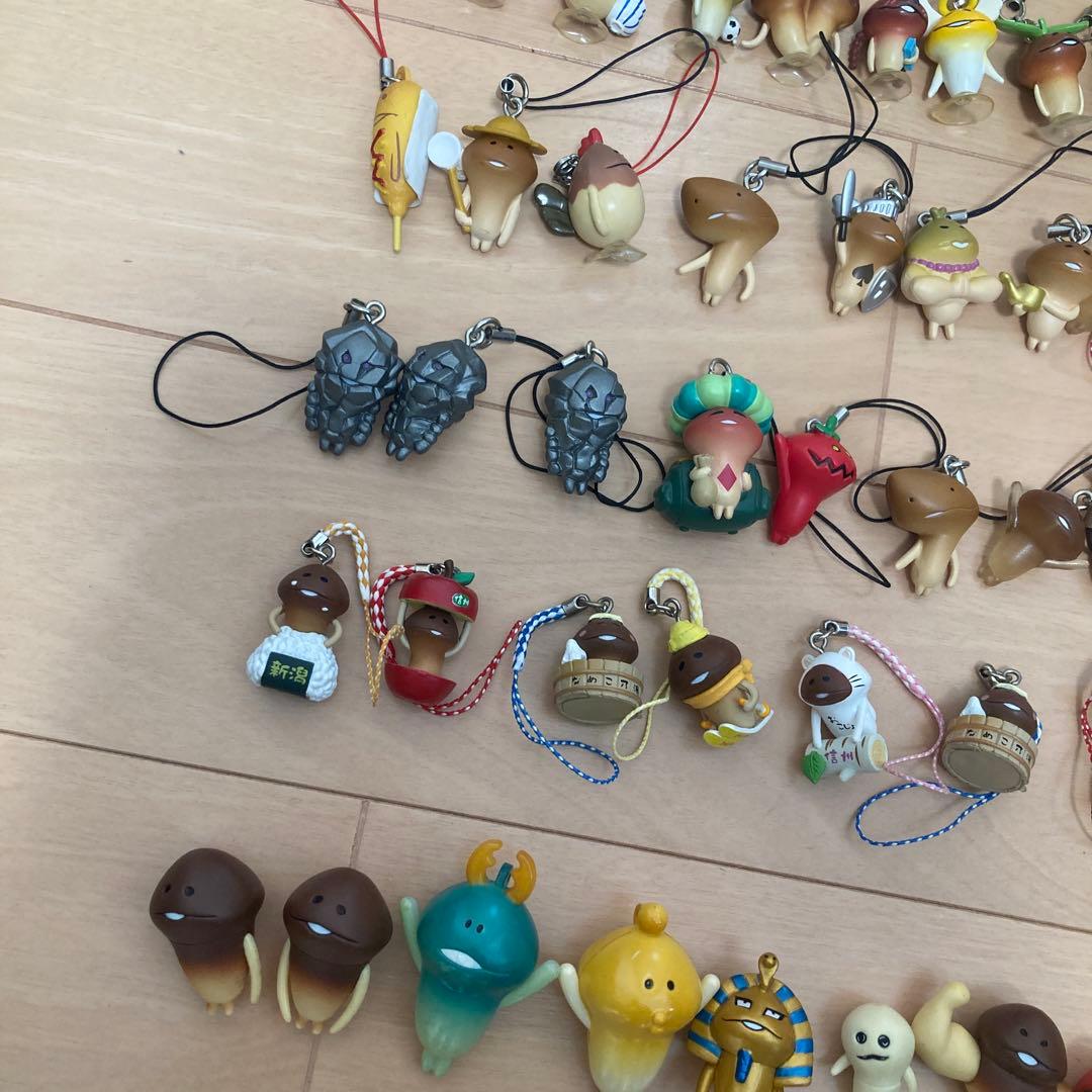 なめこ栽培キット　ストラップ フィギュア